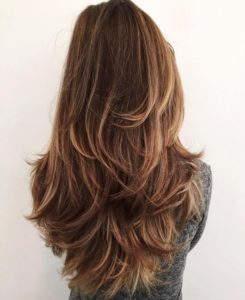 pelo largo capeado